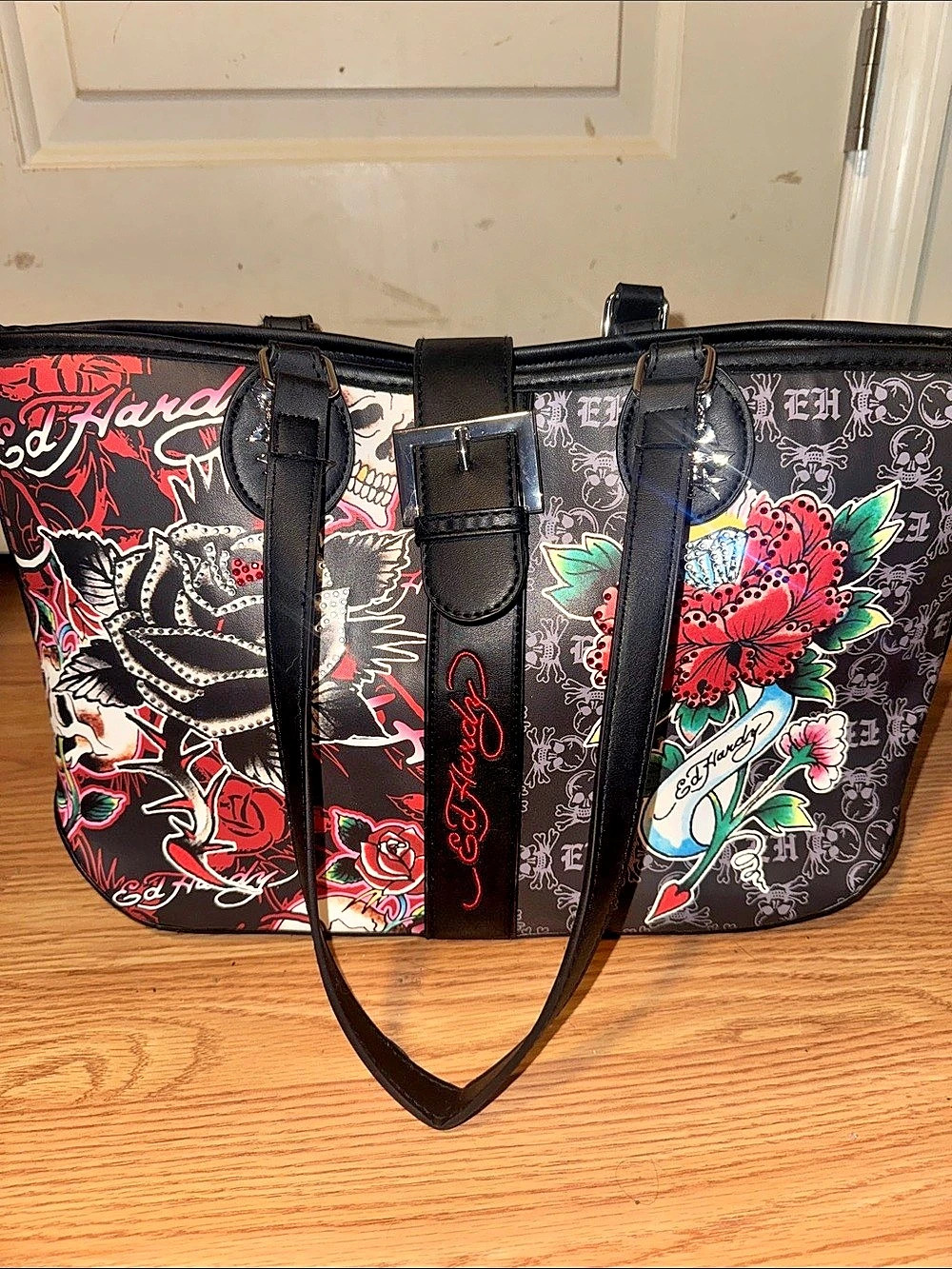 Ed Hardy Floral Graphic Tote in Black & Red